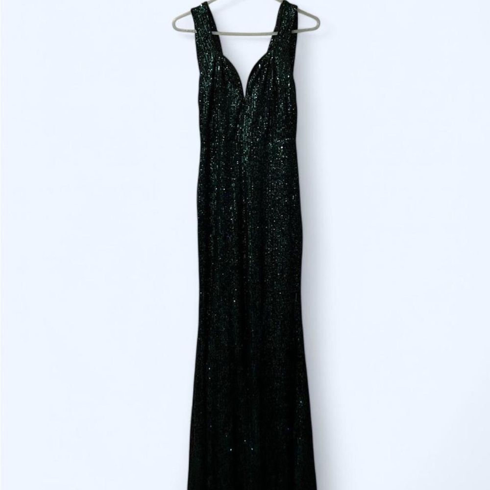 Elegant Emerald Green Prom Dress